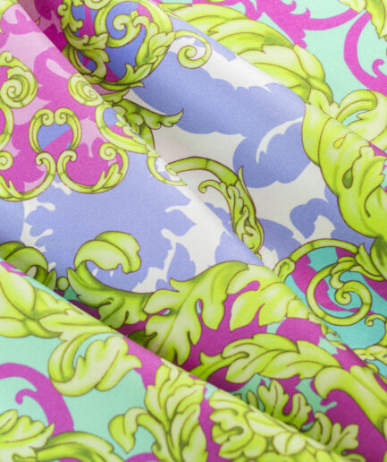 Carré 90 Italian Baroque